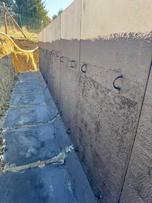 Roboty ziemne koparka ścianka mur oporowy typu L prefabrykowany Kraków