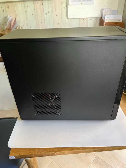 Intel i7-2600K at 3.40GHz 8GB 120GB SSD Asrock B75 Pro3-M por 129€