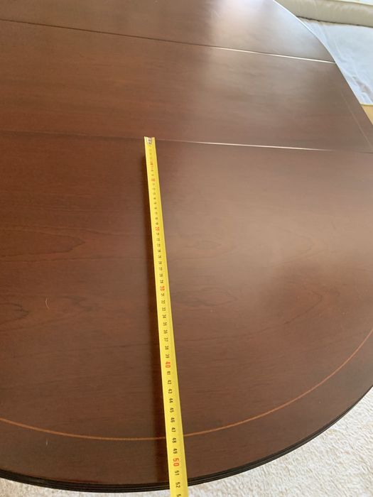 Mesa extensivel 8 e 80 e 6 cadeiras