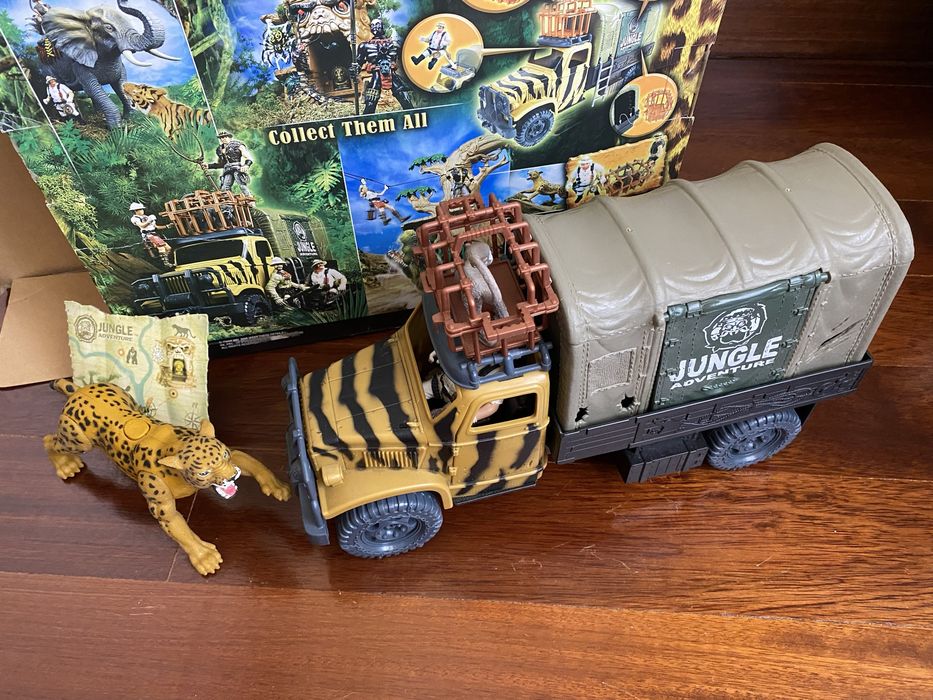 Jungle Trekker Playset