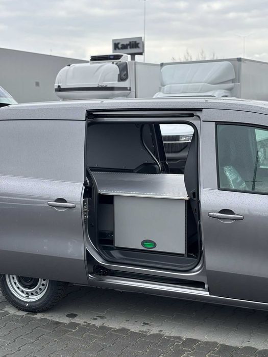 Zabudowa serwisowa/szafka do busa Caddy/Partner/Doblo/Citan/Kangoo