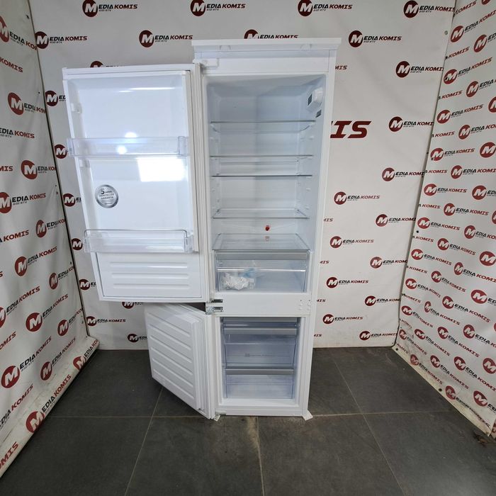 Lodówka Bauknecht KGIS 1187 A++ [12m-cy gwar]D/177,7cm wys/275lit/35dB