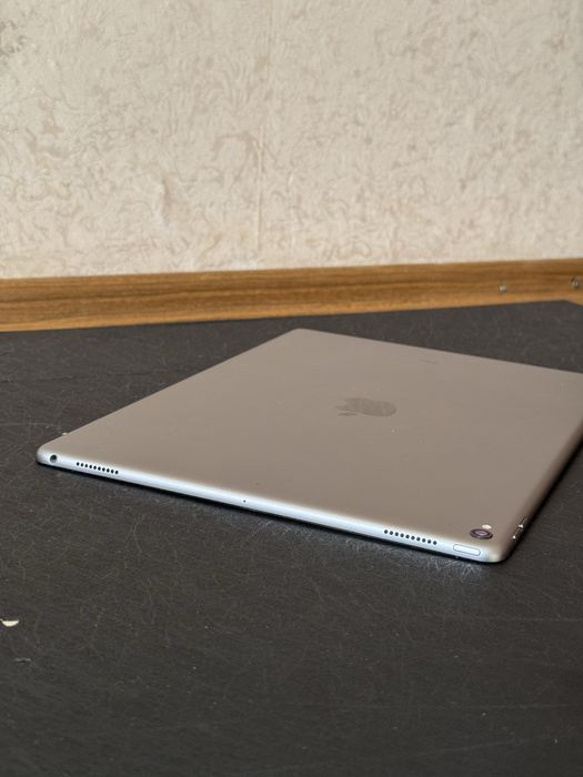 Ipad pro 12.9 2gen на запчастини