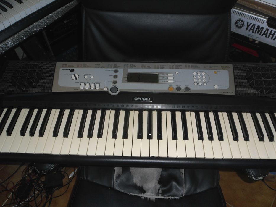 teclado yamaha psr e-203