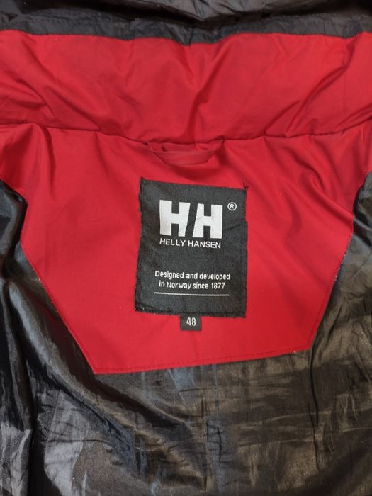 Пуховик HellyHansen