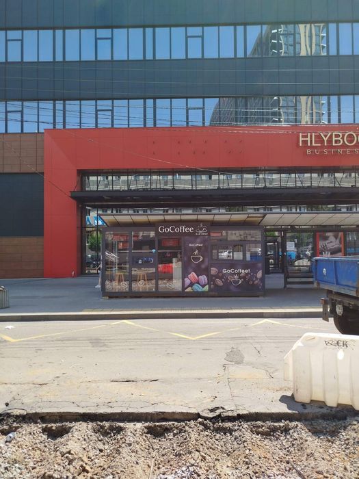 Здається зупинковий комплекс вул. Глибочицька 44 від ВЛАСНИКА 15м²