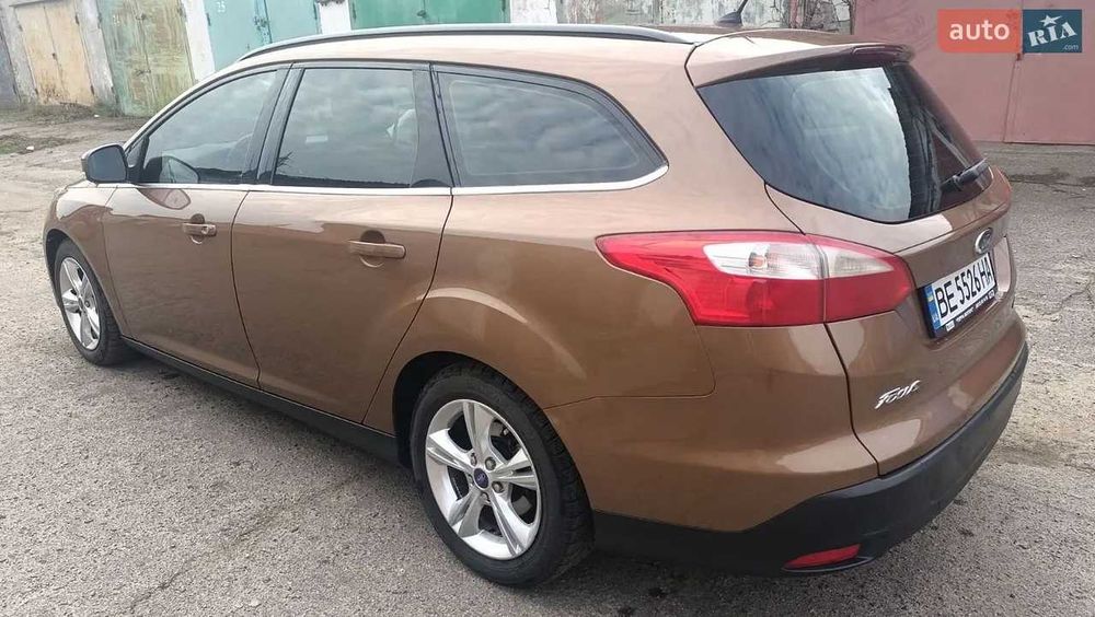 Ford Focus 2013 VIN WF0LXXGCBLDR03870 фото оголошення 3 з 17
