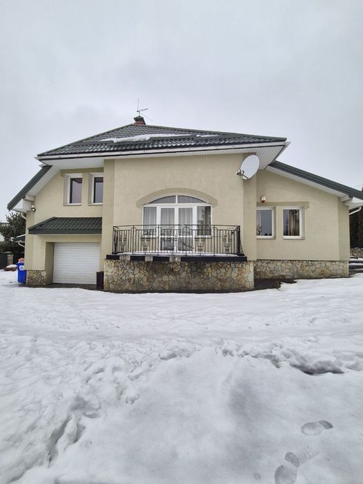 Оренда будинку Зимна Вода