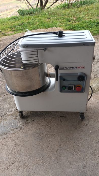 Batedeira Espiral Profissional Mecnosud PK18AM – Excelente Estado