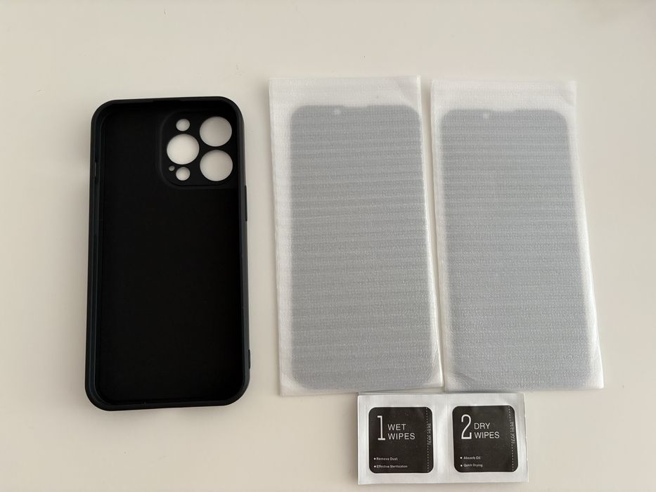 Capa iPhone 13 Pro + 2 películas de vidro anti-spy