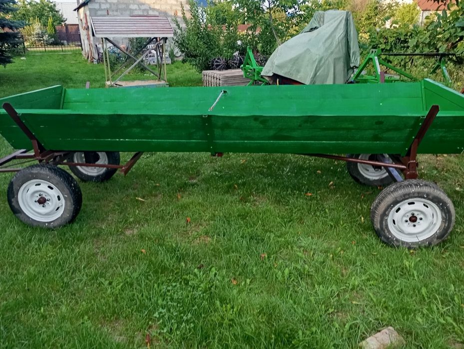 Причіп, віз новий