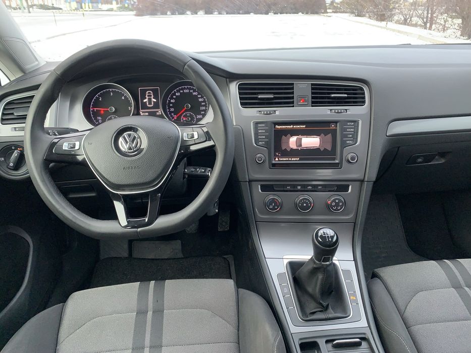 Продам Volkswagen  Golf 7 1.6 Дизель