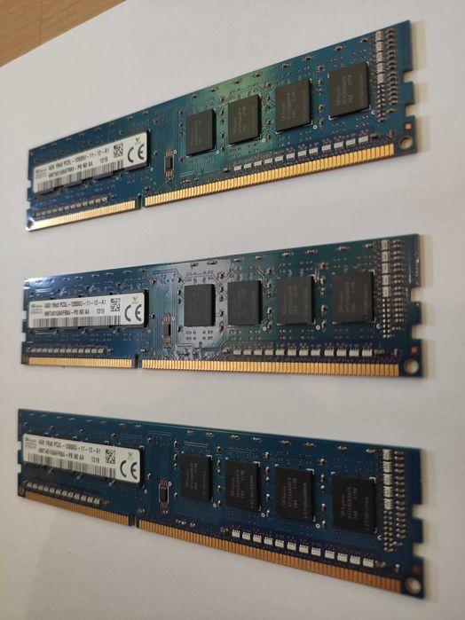 SK hynix 4 ГБ 1Rx8 PC3-12800U-11-12-A1