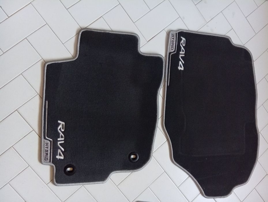 Tapetes originais para Toyota Rav 4 novos