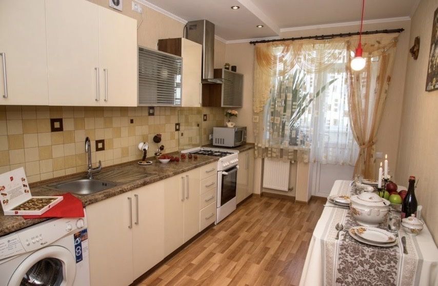 Подобово та погодинна  1-кімнатна квартира класа ЛЮКС, район Поділля