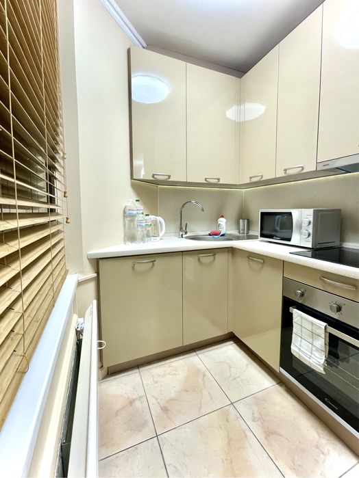 Подобова оренда 2к квартири. Центр. Опера. Богдана Хмельницького 32