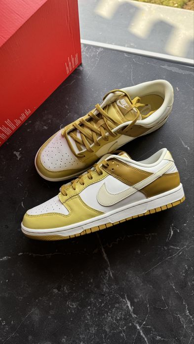 Nowe, nieużywane Nike Dunk Low „Bronzine” r 45.5 wkładka 29.5 cm.
