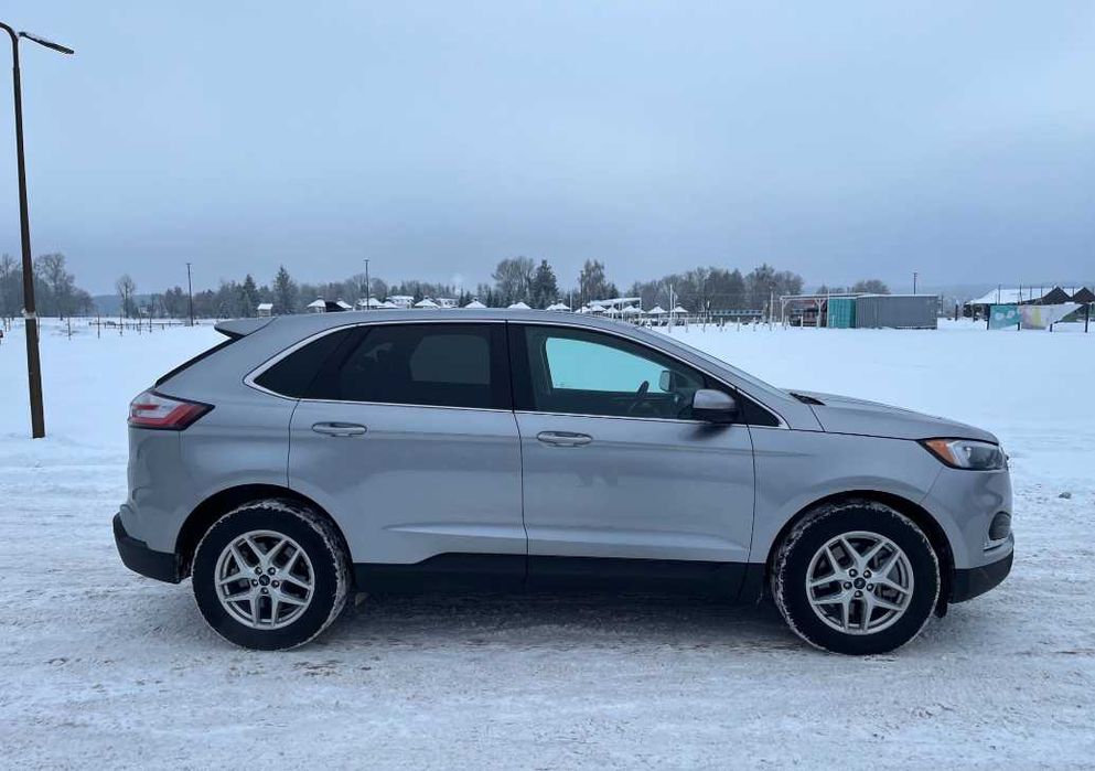 Ford Edge 2022 року