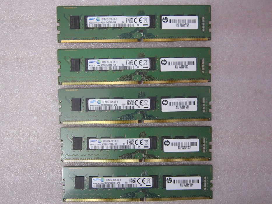 Pamięć ram DDR4 Samsung 8GB M378A1G43DB0-CPB pamięć serwerowa