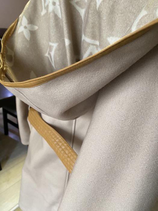 Пальто louis vuitton