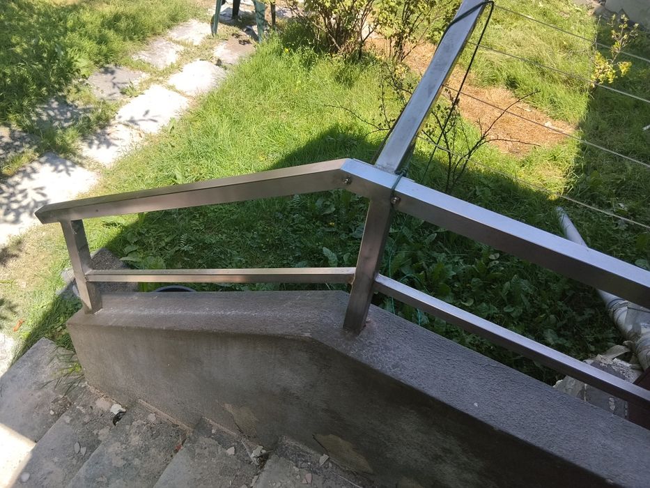 Barierka do schodów z suszarką