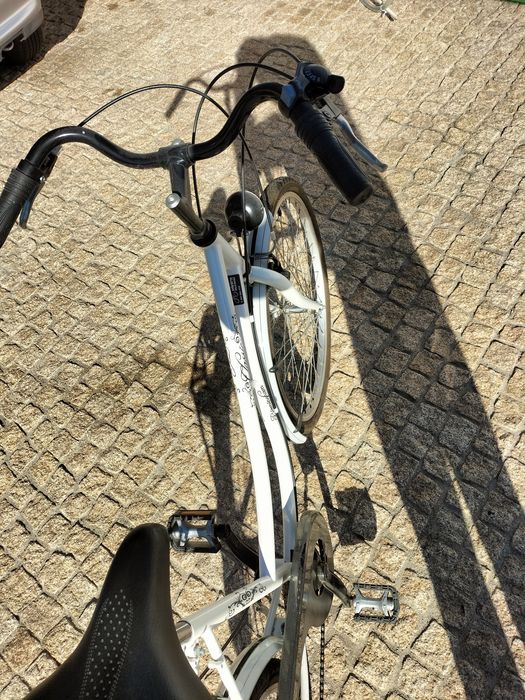 Bicicleta de senhora