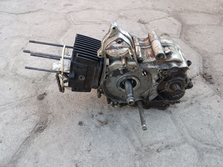 продам мотора 110 кубів