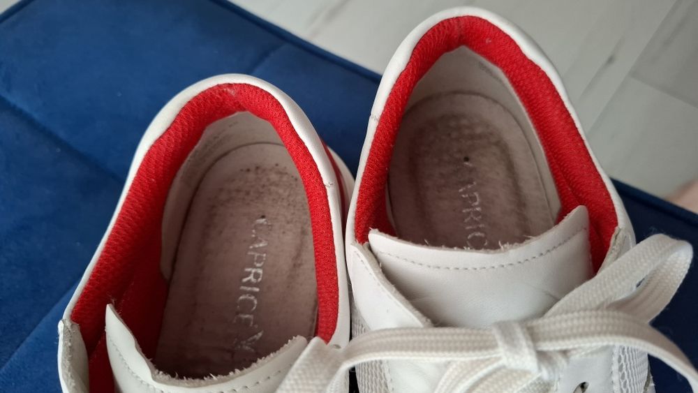 Sportowe białe buty sneakersy Caprice rozm 39 używane