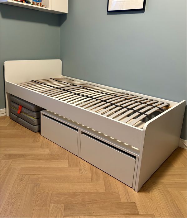 Wygodne łóżko Ikea Slakt 90x200