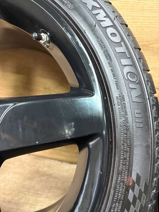 felgi jaguar xe 5x108 2x 7,5jx18 et 46 , 2x 8,5jx18 et 55