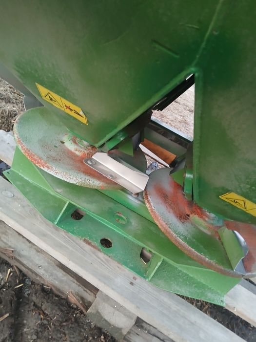 Siewnik Amazone ZAU1001     .