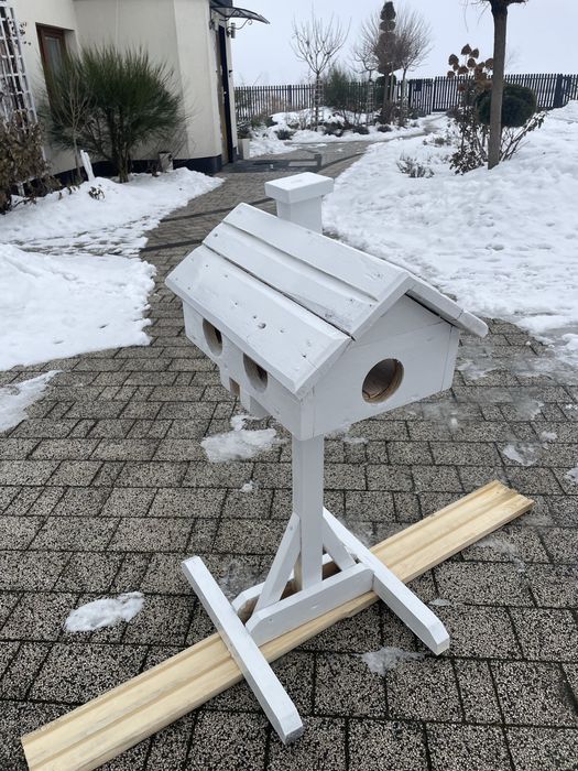 Karmniki dla ptaków