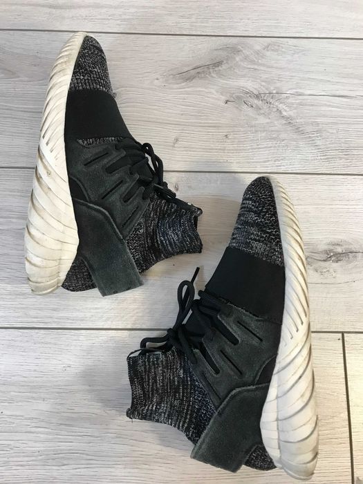 Buty Adidas Tubular Doom Primeknit rozm. 43,5