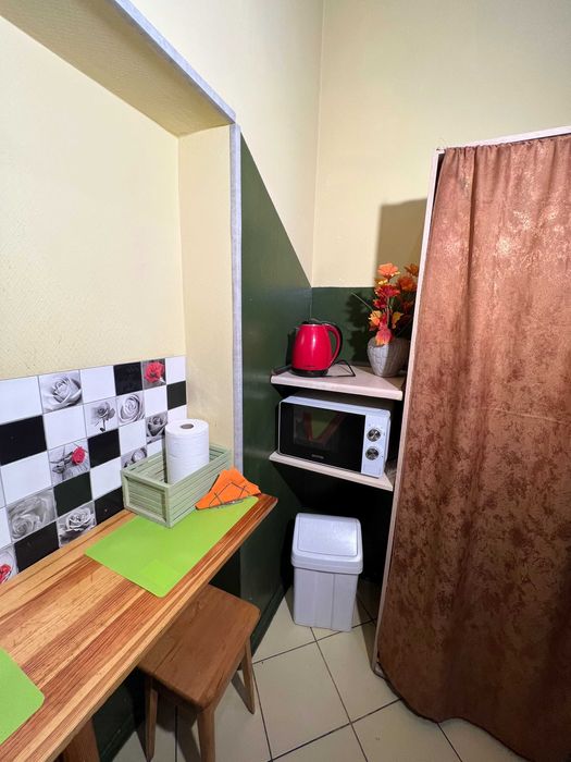 Хостел - метро Площа Українських Героїв 5 хв | Без відкл/Гаряча вода!