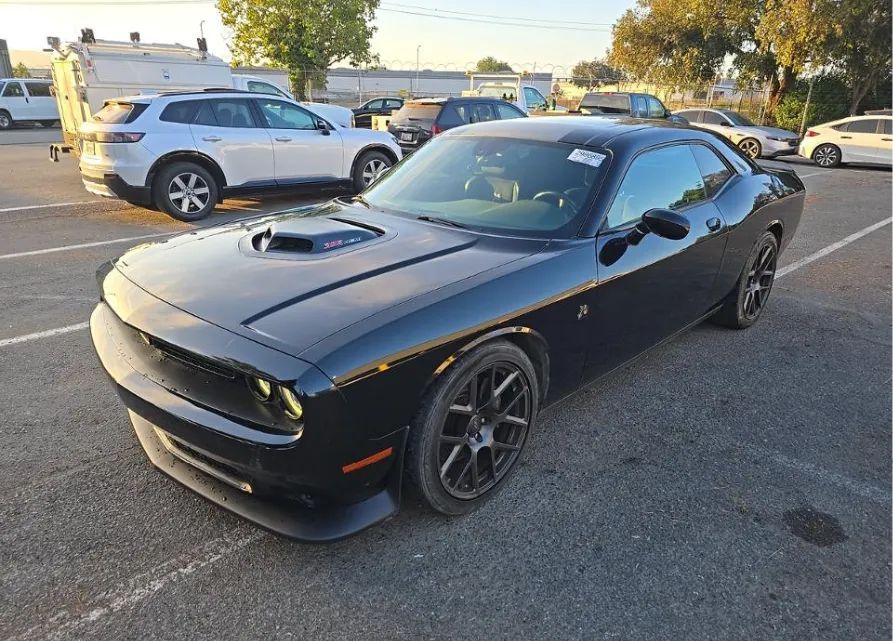 Dodge Challenger 6.4 HEMI /  Scat Pack Shaker / manual