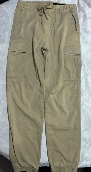 Calça cargo muito bom estado