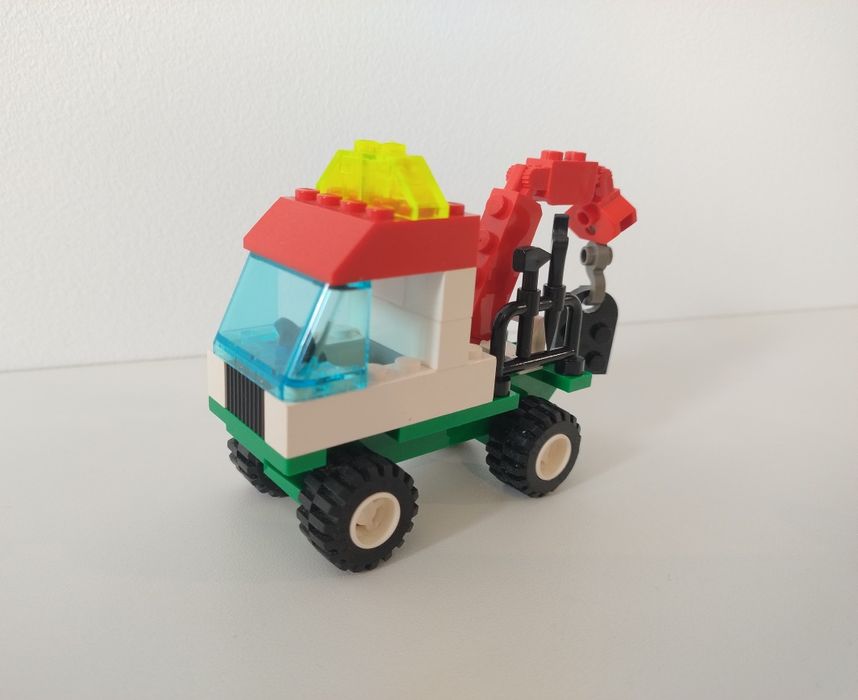 LEGO Mini Tow Truck 6423