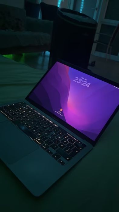 Apple MacBook Pro 2020 stan bardzo dobry