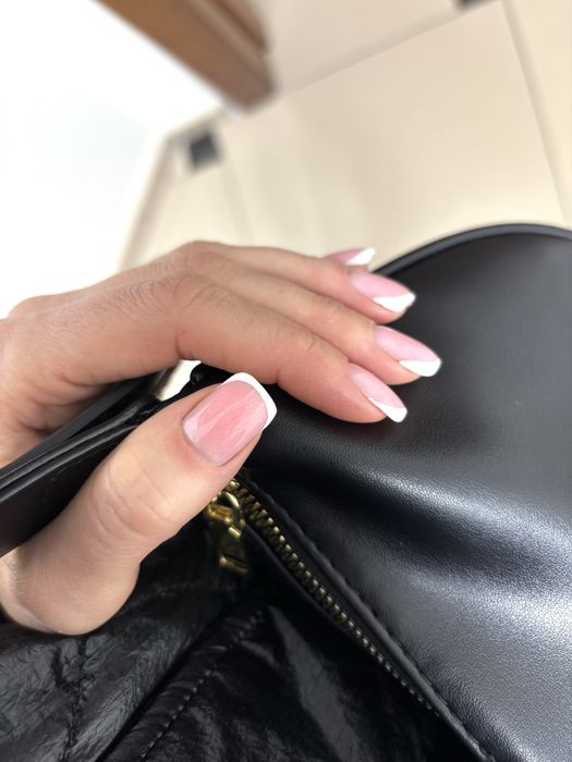 Манікюр Луцьк | Педикюр | Брови | 10 років досвіду