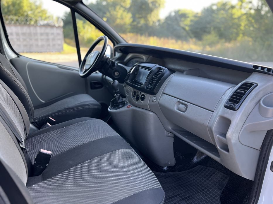 Продам Renault Trafic (Vivaro)