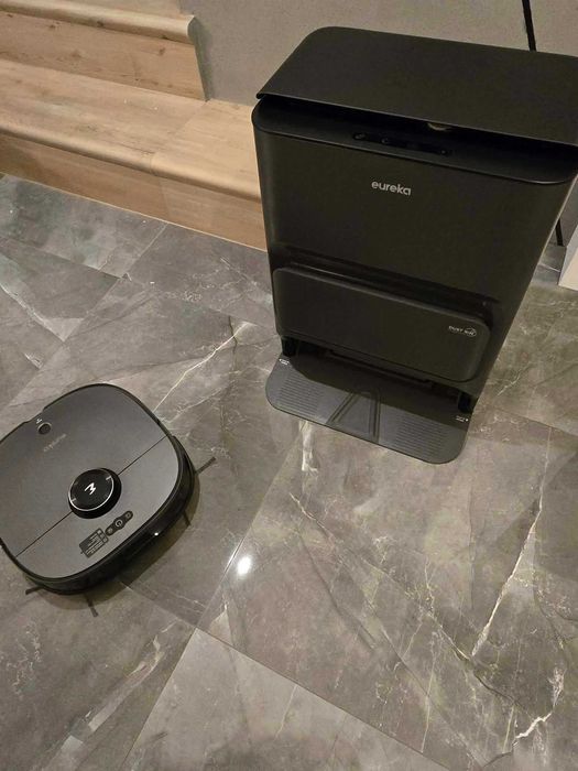 Robot sprzatający Eureka J12 Ultra