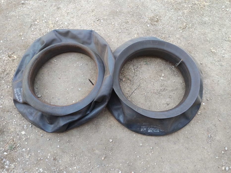 Vendo pneus para reboque trator