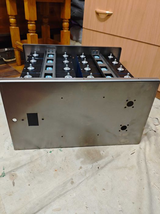 Корпус lifepo4 8s компактний