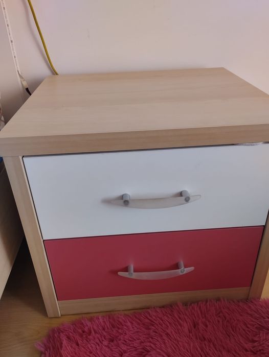 Cama de solteiro completamente nova