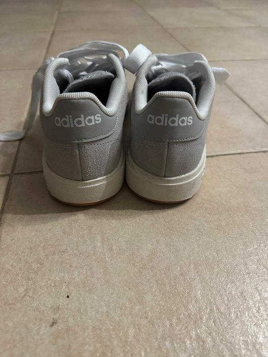 Adidas Grey Suede (Tam. 40) – Estado Impecável (Usados 1x), camurça cinza