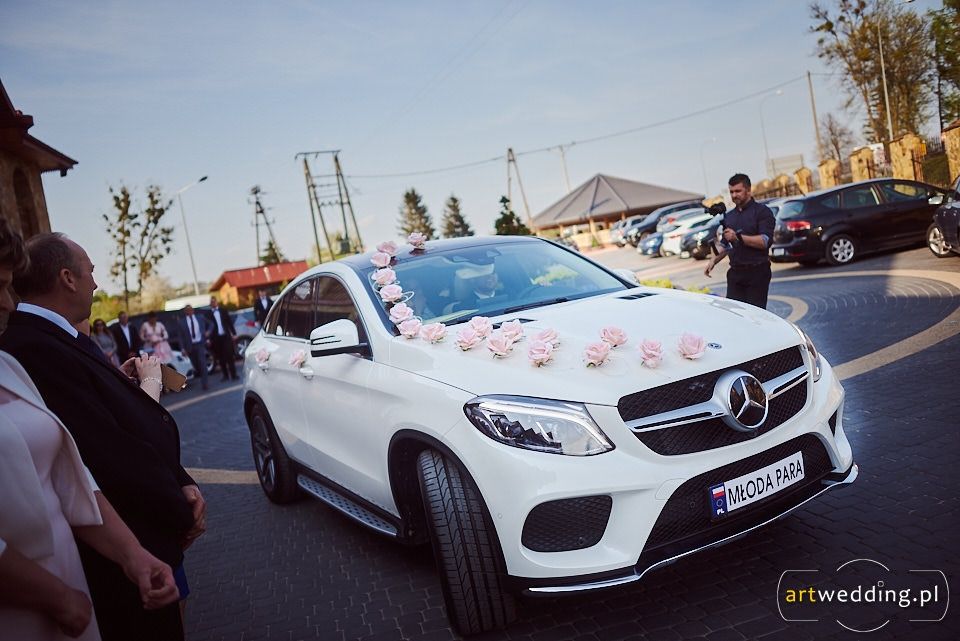 Auto do Ślubu MERCEDES GLE 400 Panoramiczny Dach, biała perła