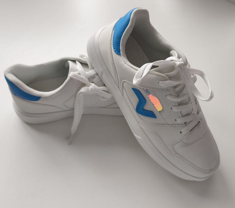 Buty sportowe białe damskie