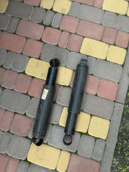 Продам амортизатори