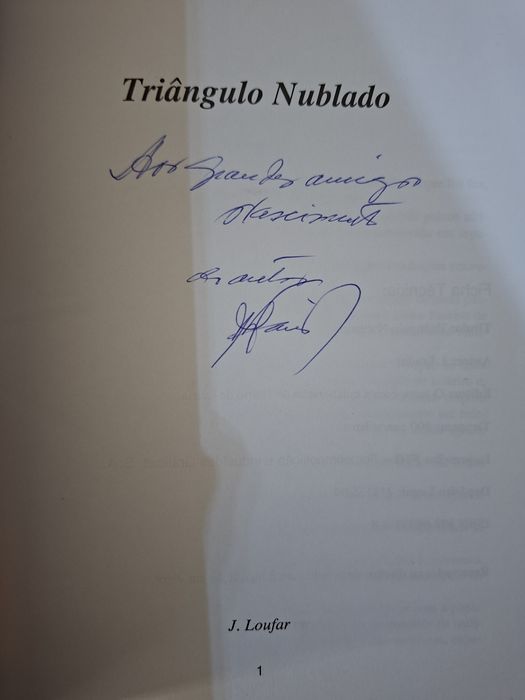 Triângulo Nublado