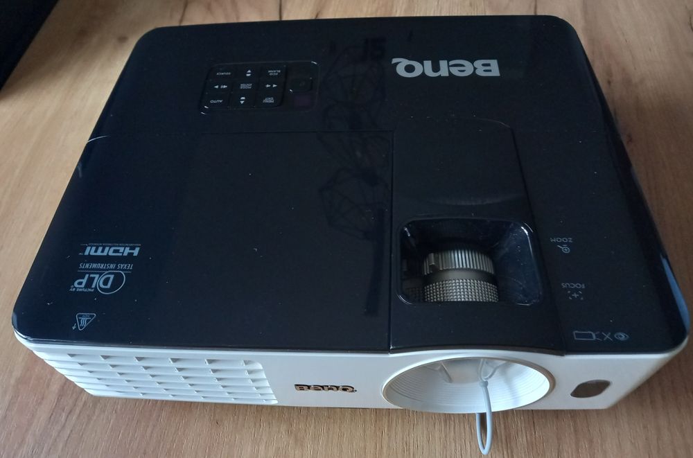 Projektor BenQ MH680